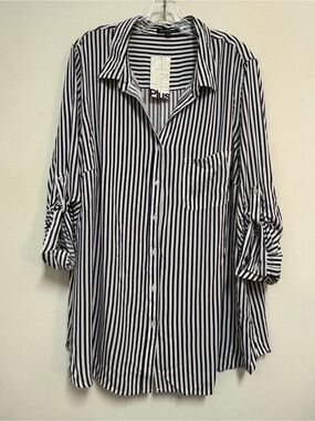 Velvet Heart Navy and White Striped Top